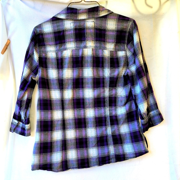 Arizona Women's plaid button down - Picture 2 of 12
